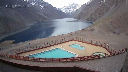 Portillo: Laguna (skiportillo.com)