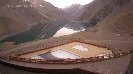 Portillo: Laguna (skiportillo.com)