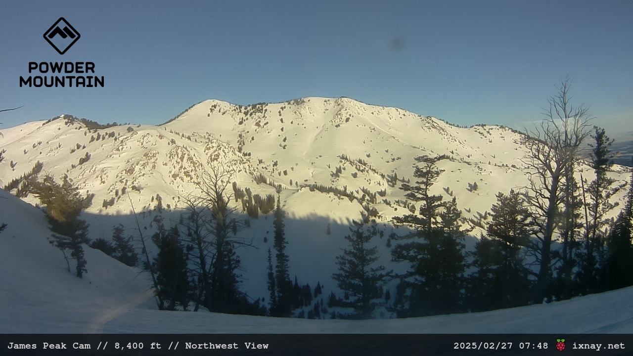 Webcam Powder Mountain: James Peak