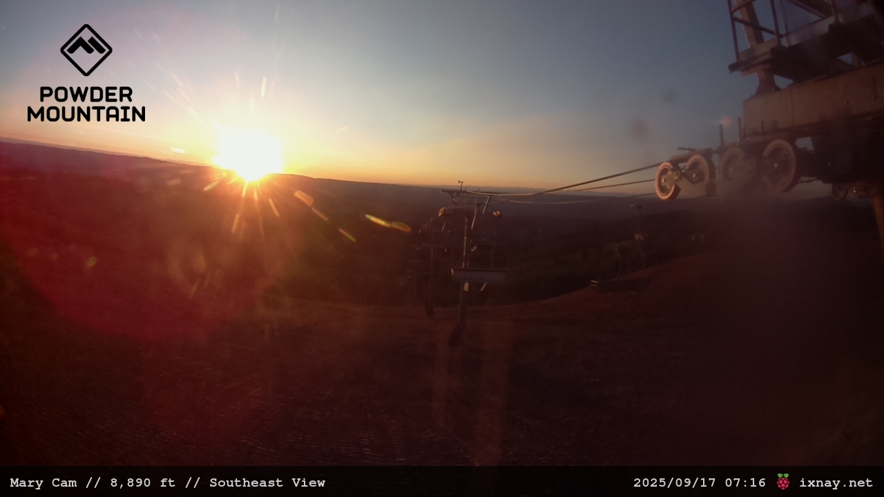 Webcam Powder Mountain: Timberline Lodge