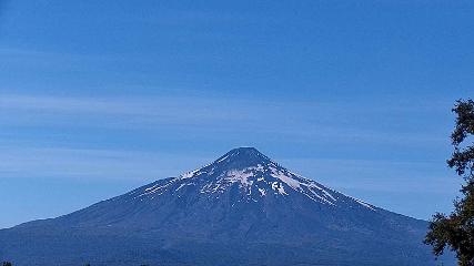 Pucon: Villarrica 01 (sernageomin.cl)