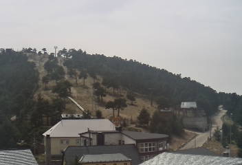 Webcam Puerto de Navacerrada: Zona Baja: Pista El telegrafo