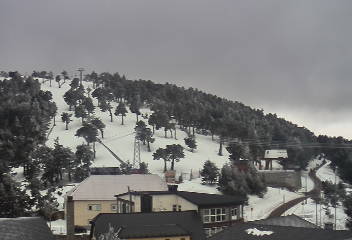 Webcam Puerto de Navacerrada: Zona Baja: Pista El telegrafo