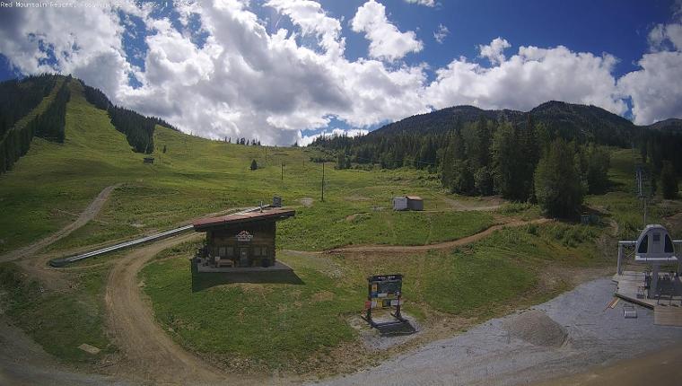 Webcam Red Mountain: Base Lodge Cam