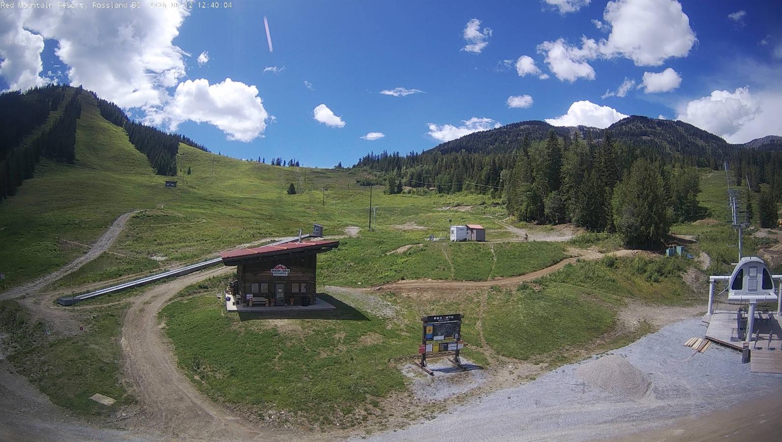 Webcam Red Mountain: Base Lodge Cam