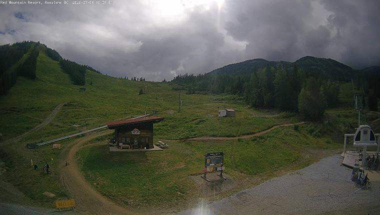 Webcam Red Mountain: Base Lodge Cam