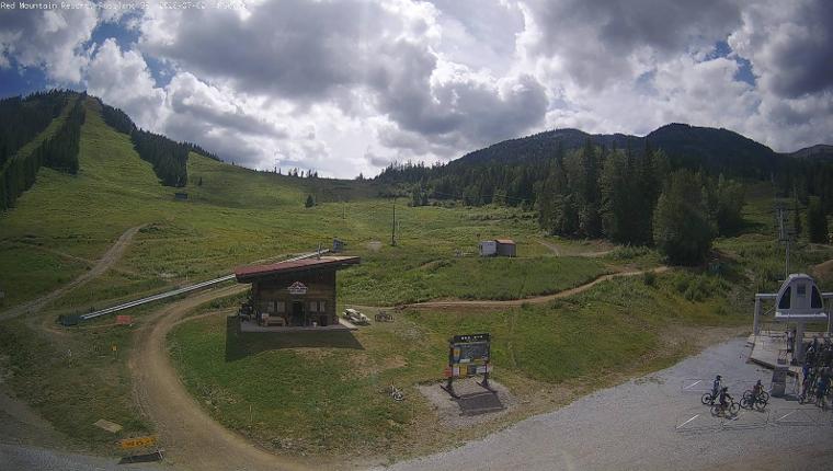 Webcam Red Mountain: Base Lodge Cam