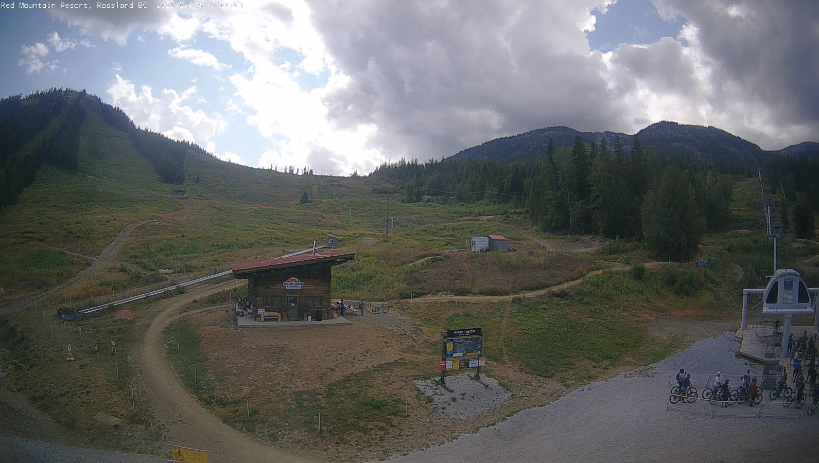 Webcam Red Mountain: Base Lodge Cam