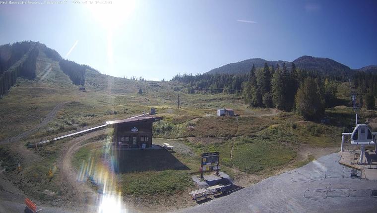 Webcam Red Mountain: Base Lodge Cam