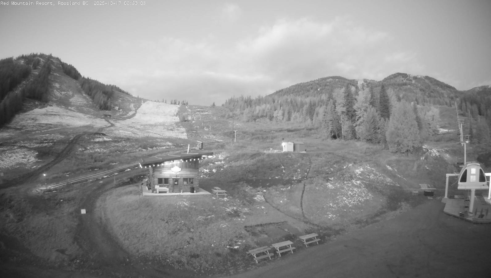 Webcam Red Mountain: Base Lodge Cam