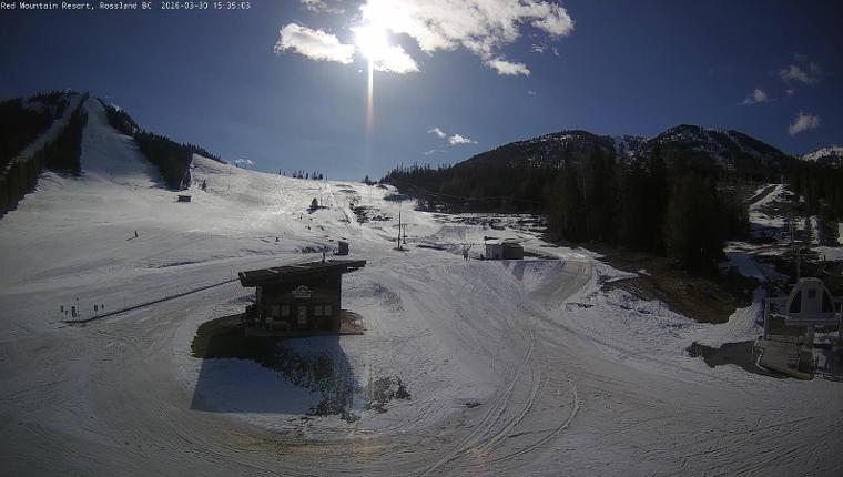 Webcam Red Mountain: Base Lodge Cam