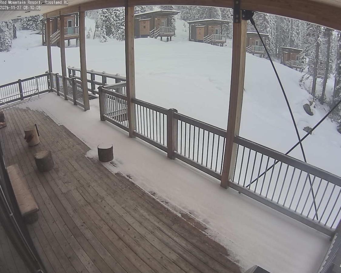 Webcam Red Mountain: Constella Cabins