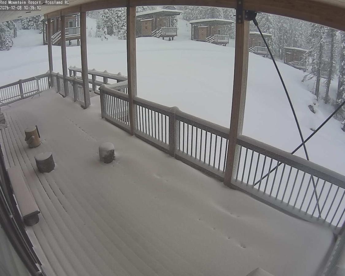 Webcam Red Mountain: Constella Cabins