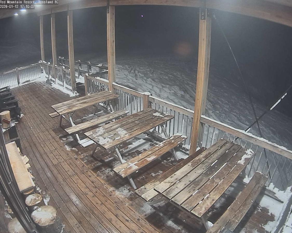 Webcam Red Mountain: Constella Cabins