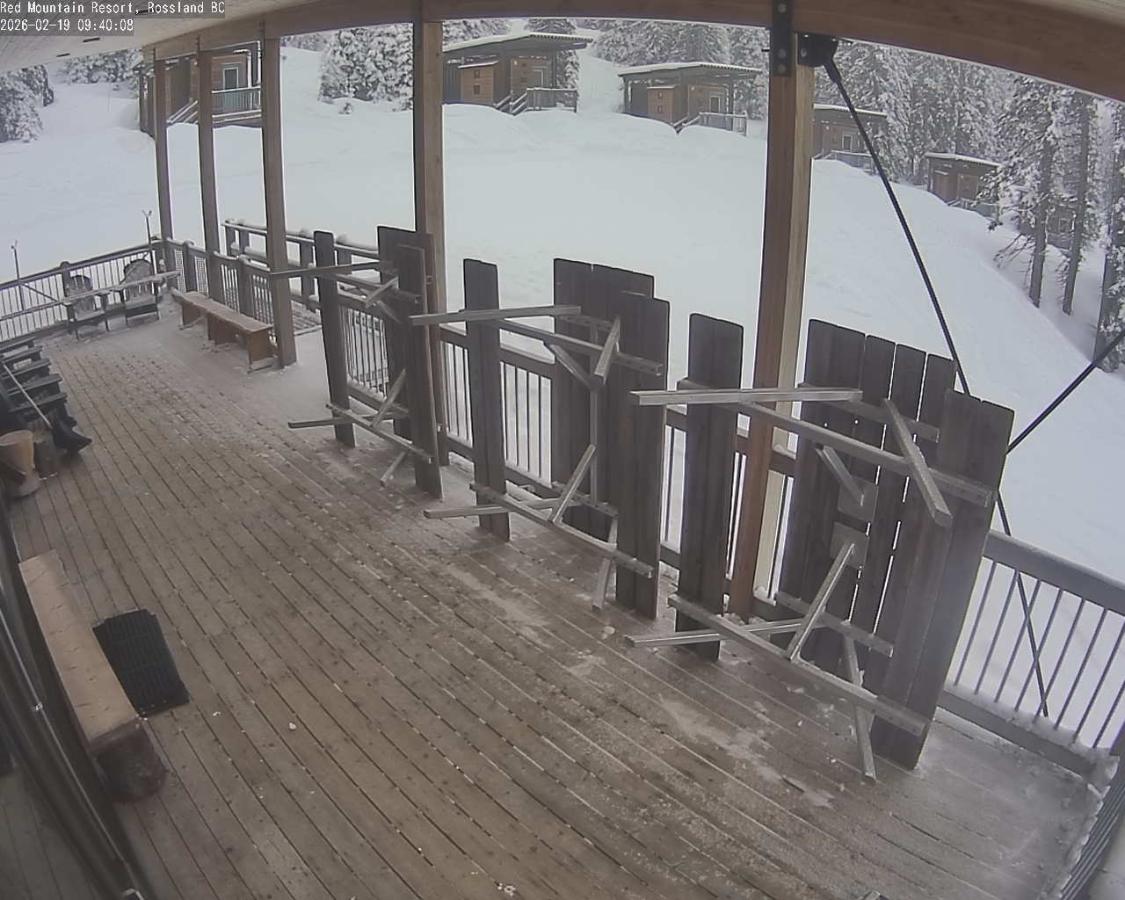 Webcam Red Mountain: Constella Cabins