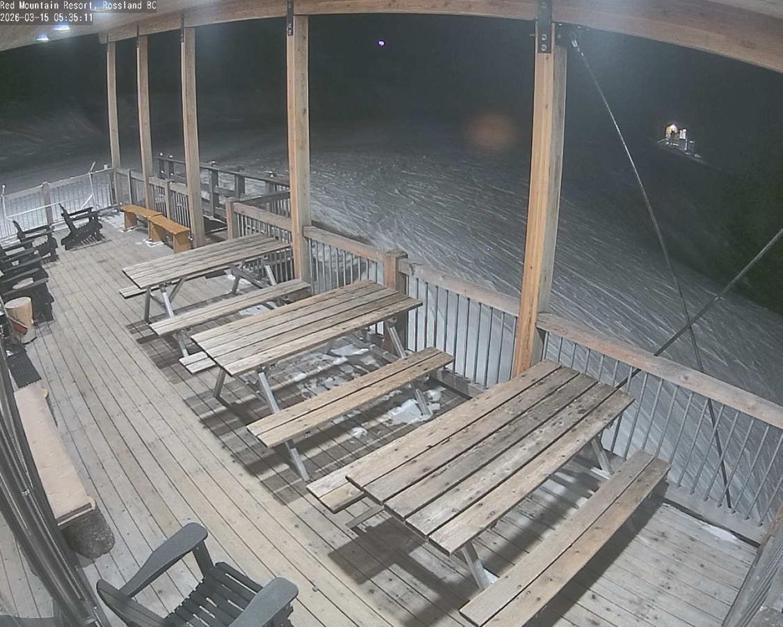 Webcam Red Mountain: Constella Cabins