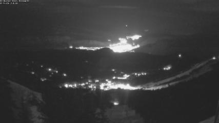 Red Mountain: Granite Mountain Cam (redresort.com)