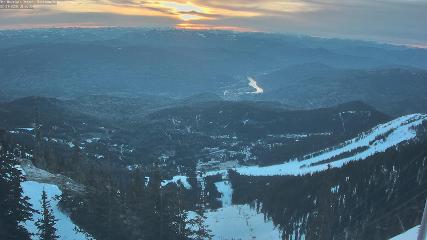 Red Mountain: Granite Mountain Cam (redresort.com)