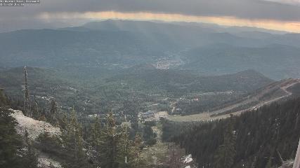 Red Mountain: Granite Mountain Cam (redresort.com)