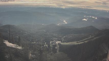 Red Mountain: Granite Mountain Cam (redresort.com)