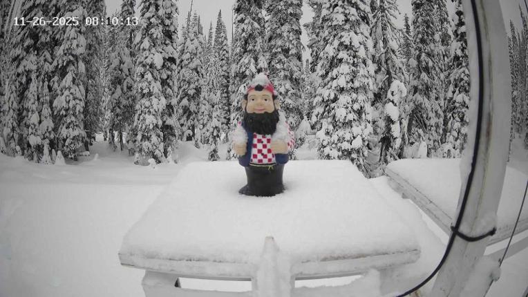 Webcam Revelstoke Mountain: Gnorm the Powder Gnome