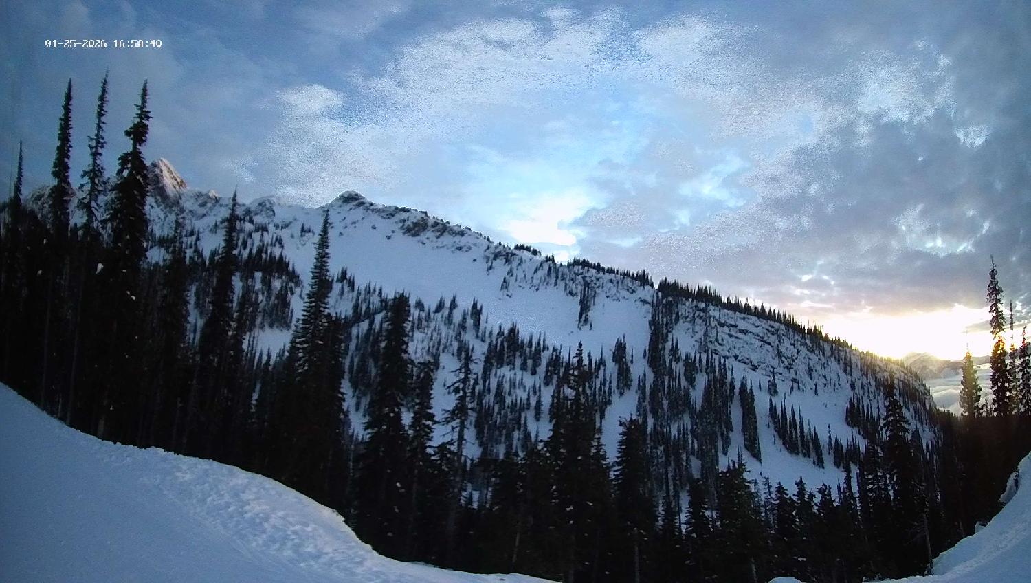 Webcam Revelstoke Mountain: Top Ripper Chair