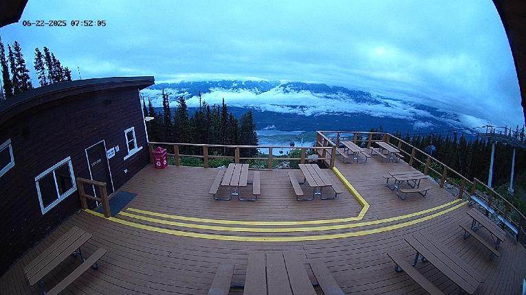 Webcam Revelstoke Mountain: Top Upper Gondola