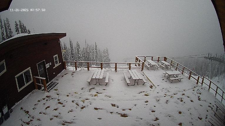 Webcam Revelstoke Mountain: Top Upper Gondola