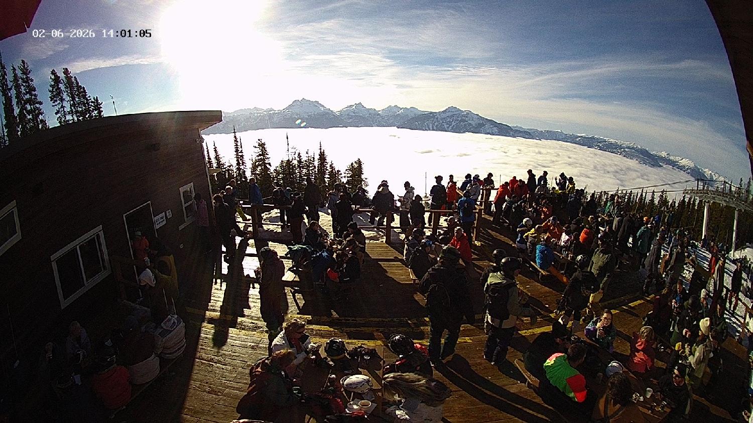 Webcam Revelstoke Mountain: Top Upper Gondola