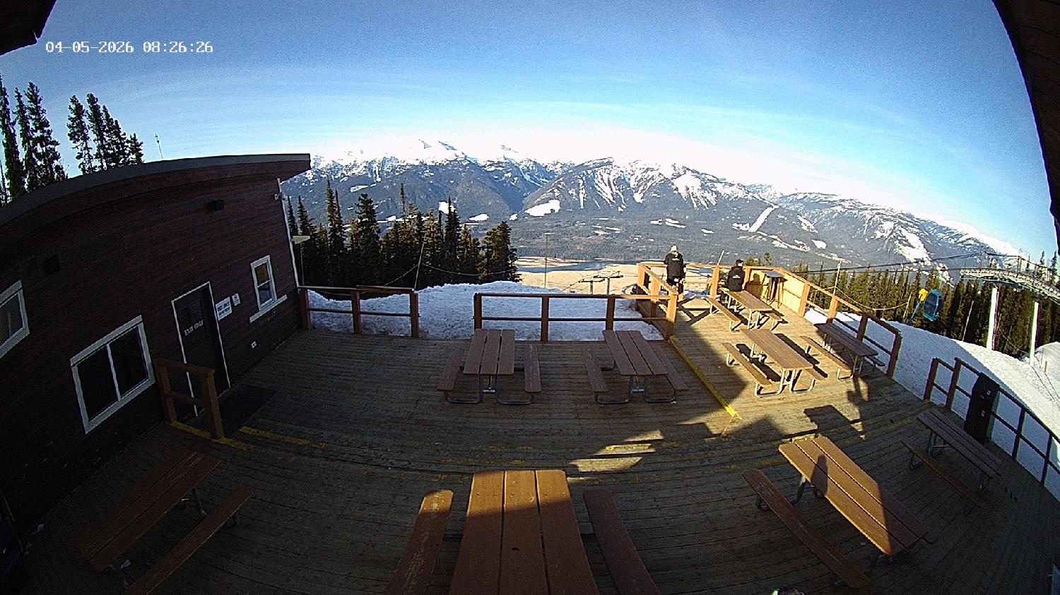 Webcam Revelstoke Mountain: Top Upper Gondola