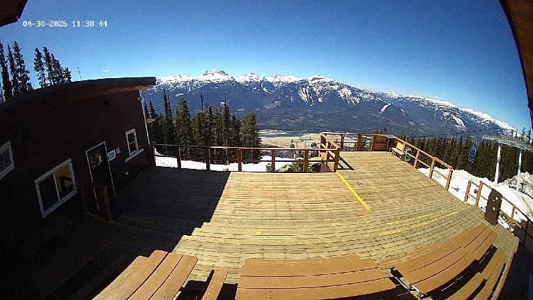 Webcam Revelstoke Mountain: Top Upper Gondola