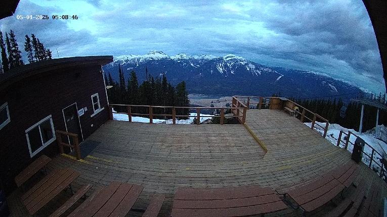 Webcam Revelstoke Mountain: Top Upper Gondola