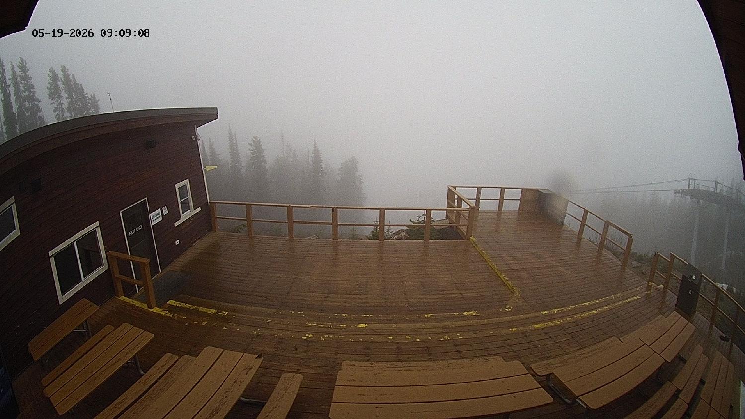 Webcam Revelstoke Mountain: Top Upper Gondola
