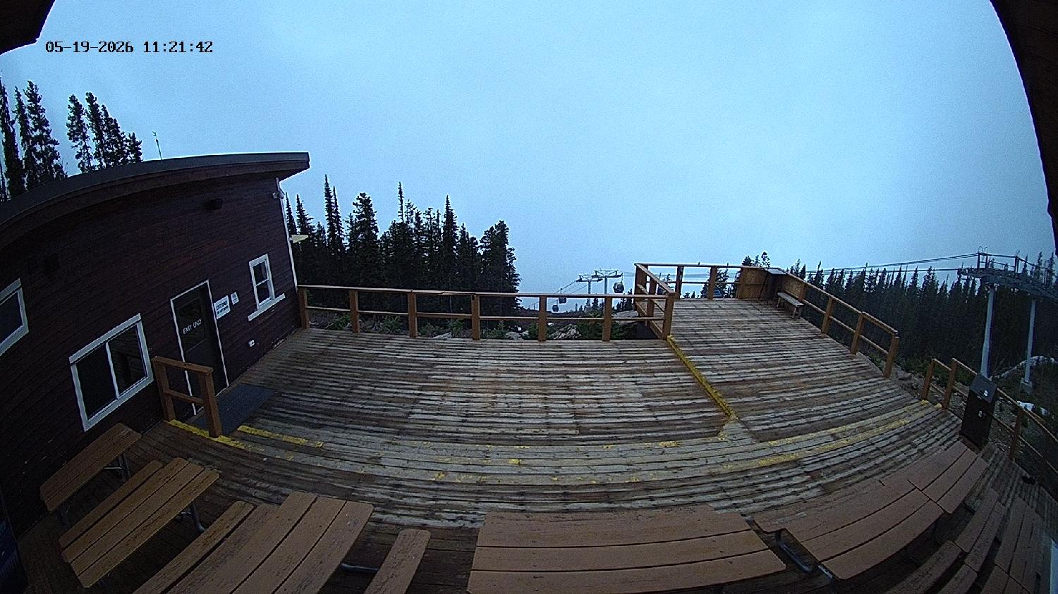 Webcam Revelstoke Mountain: Top Upper Gondola