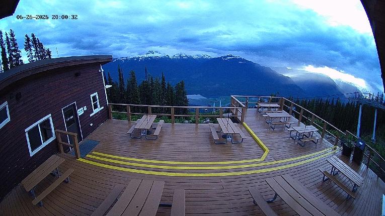Webcam Revelstoke Mountain: Top Upper Gondola