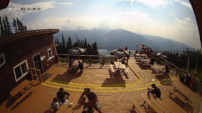 Webcam Revelstoke Mountain: Top Upper Gondola