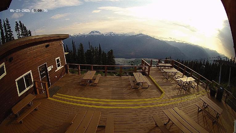 Webcam Revelstoke Mountain: Top Upper Gondola