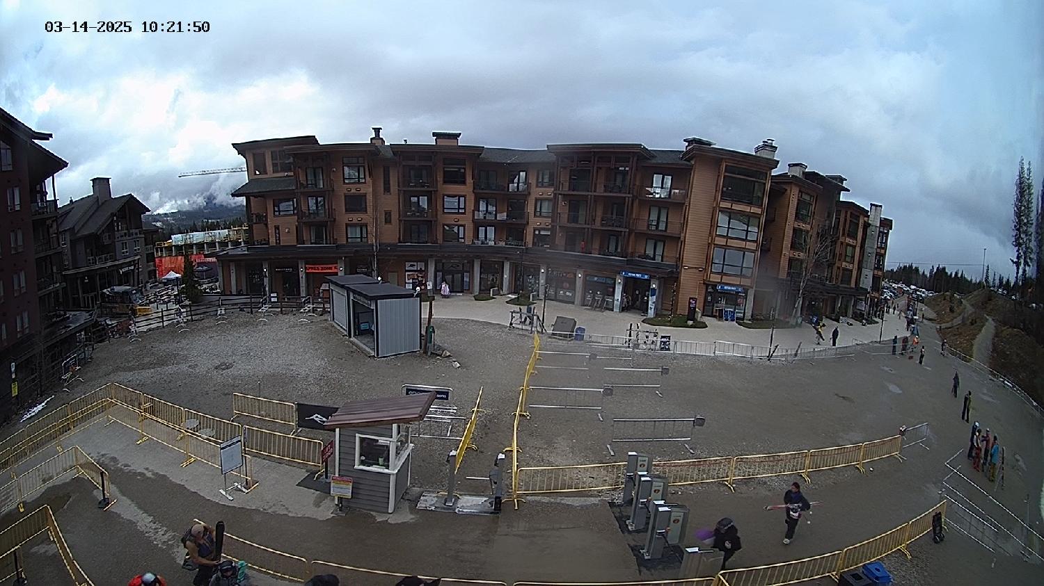 Webcam Revelstoke Mountain: Village