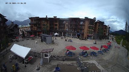 Revelstoke Mountain: Village (revelstokemountainresort.com)
