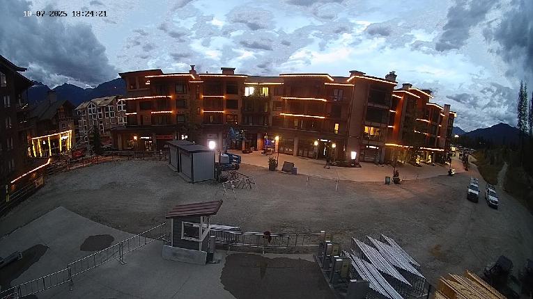 Webcam Revelstoke Mountain: Village