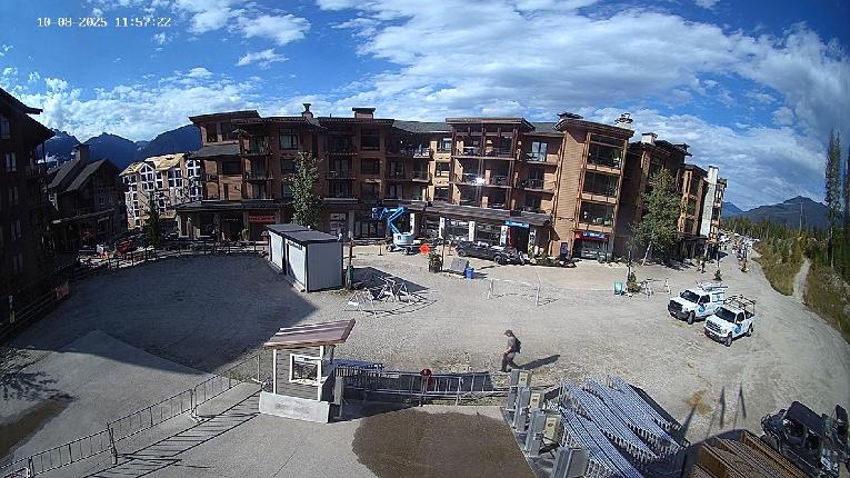 Webcam Revelstoke Mountain: Village