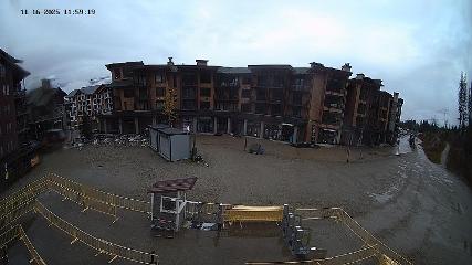 Revelstoke Mountain: Village (revelstokemountainresort.com)