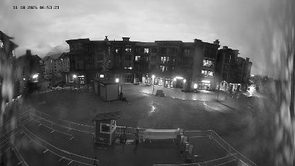 Revelstoke Mountain: Village (revelstokemountainresort.com)