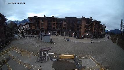 Revelstoke Mountain: Village (revelstokemountainresort.com)