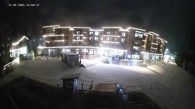 Webcam Revelstoke Mountain: Village