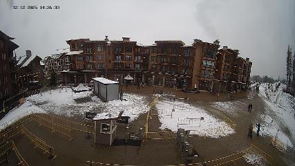 Revelstoke Mountain: Village (revelstokemountainresort.com)