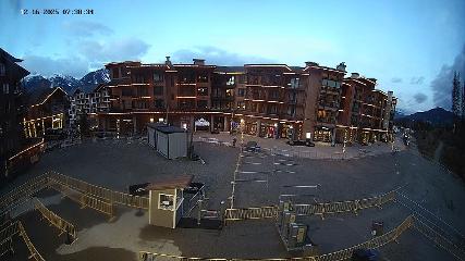 Revelstoke Mountain: Village (revelstokemountainresort.com)