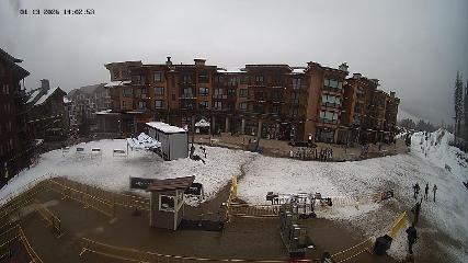 Revelstoke Mountain: Village (revelstokemountainresort.com)