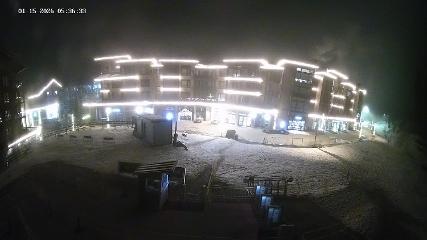 Revelstoke Mountain: Village (revelstokemountainresort.com)