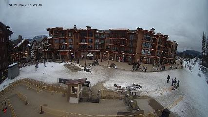 Revelstoke Mountain: Village (revelstokemountainresort.com)